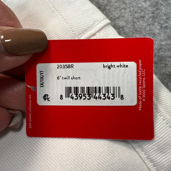 Women's Spanx 6" Twill Shorts in Bright White Size IX NEW - Picture 4 of 8